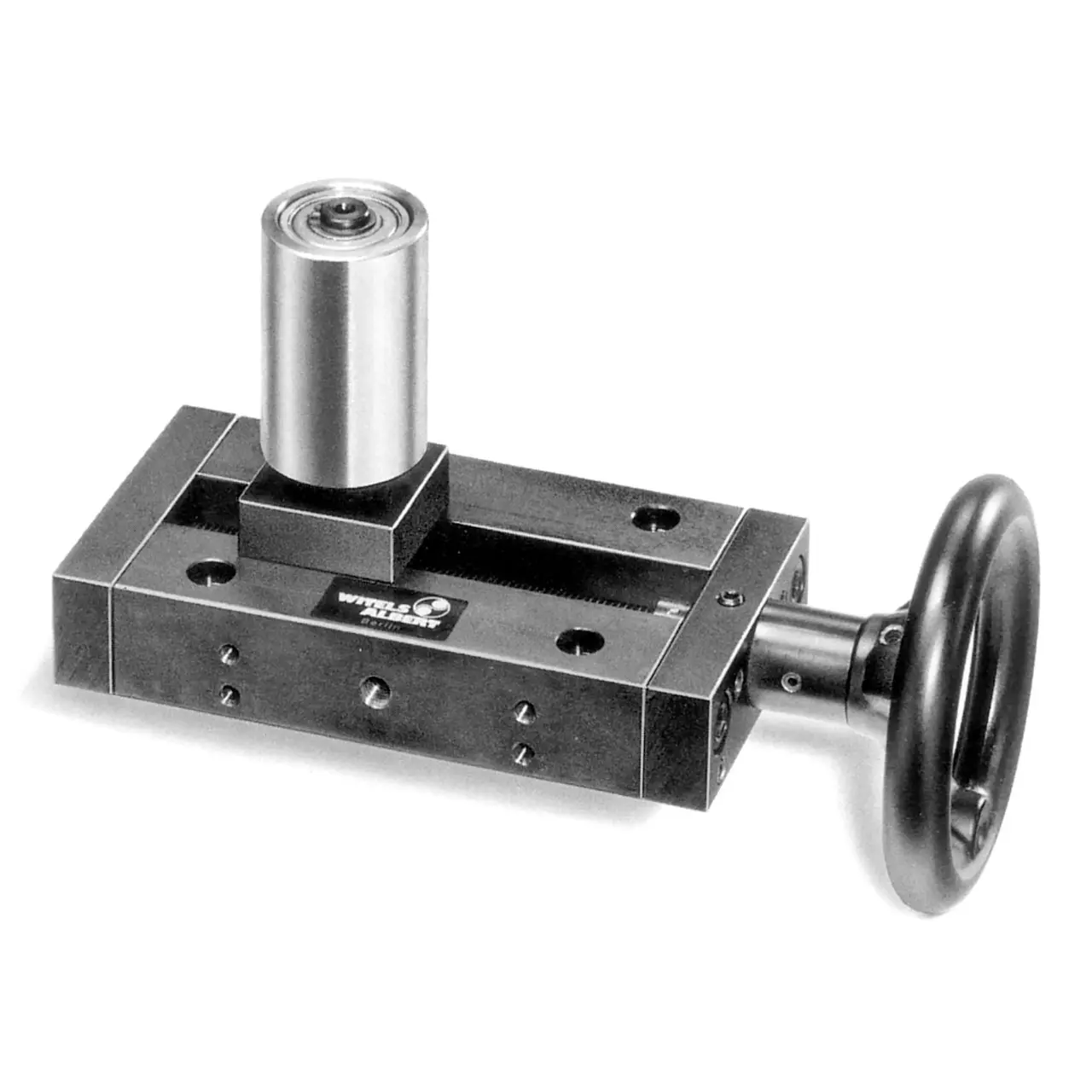 zr e guide roll assembly